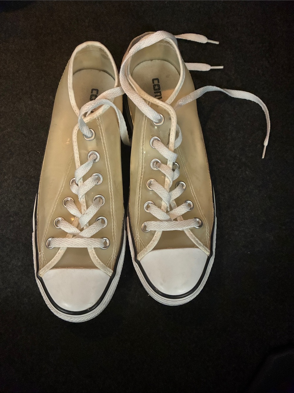 Converse Women’s Beige Low-Top Sneakers with White Accents